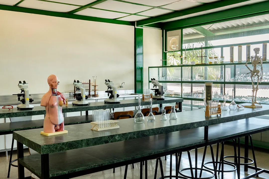 laboratorio quimica_11_11zon